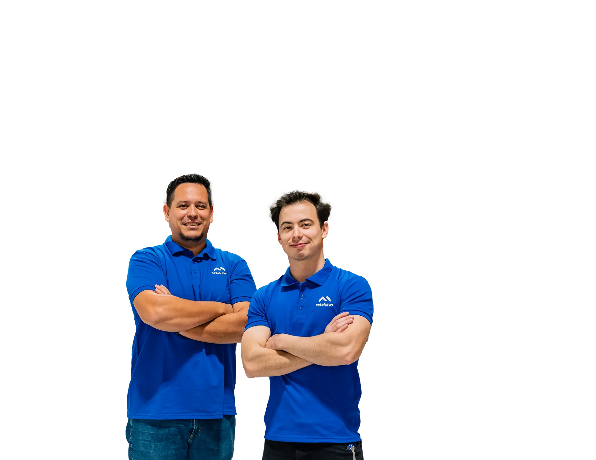 Two Tetakawi workers in blue uniforms, representing Mazatlán’s skilled labor force.